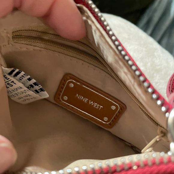 Nine West red snake skin wristlet - Picture 3 of 5